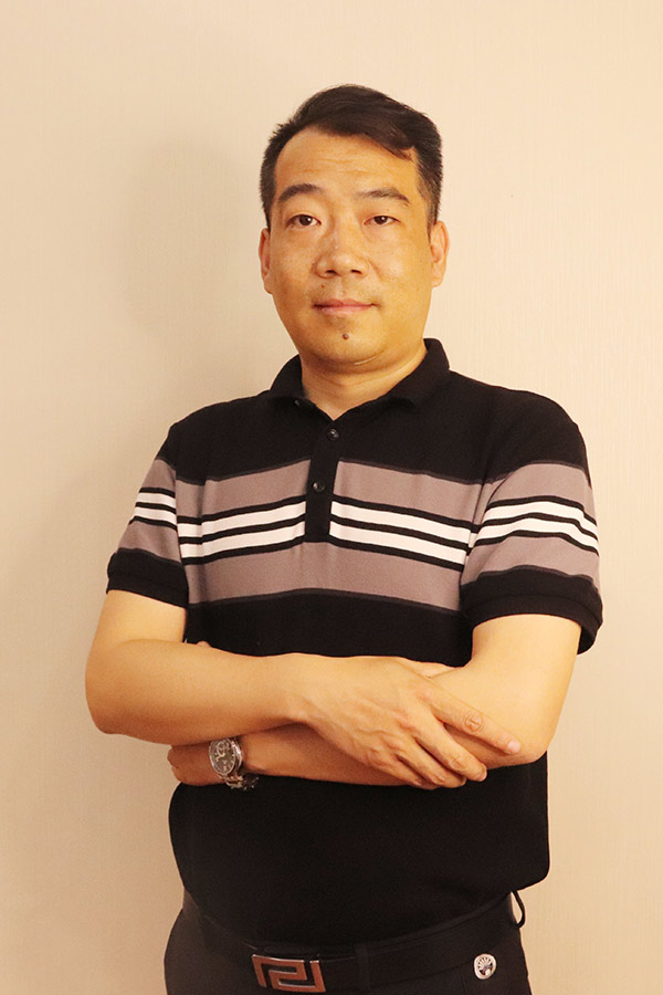 安塞冯少坤 本科学历,毕业于陕西师范大学