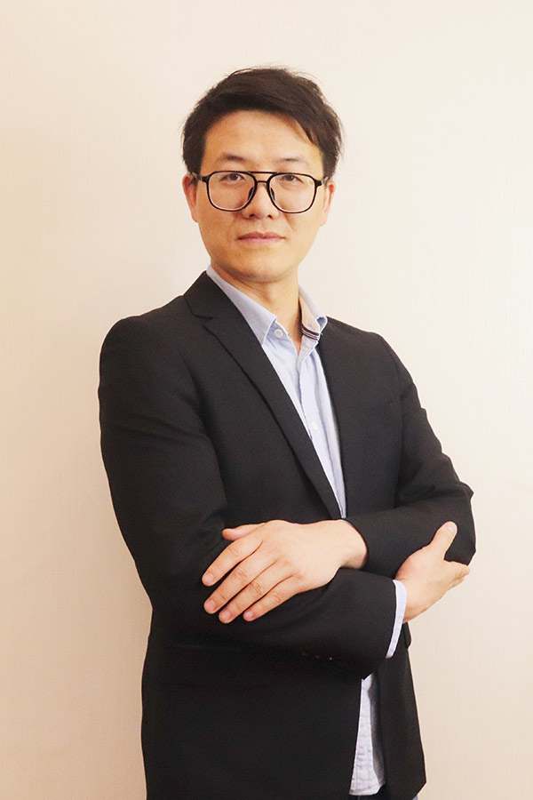 安塞李林科 本科学历,毕业于西安石油大学