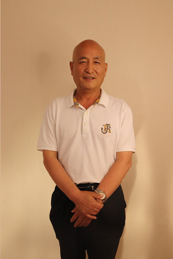 安塞杨养民 本科学历，毕业于陕西师范大学